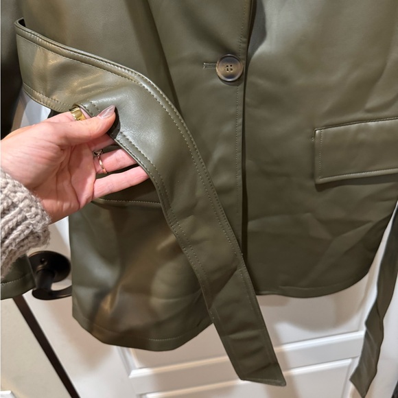 ASOS Leather feel coat in Olive Green - Picture 3 of 6